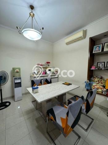 Dijual Rumah 3 Kamar Lokasi Strategis Nyaman dan Strategis di Kelapa Gading Dijual Rumah 3 Kamar Lokasi Strategis Nyaman dan Strategis di Kelapa Gading