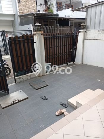 Hunian Eksklusif Siap Huni LT 102m2 di Kelapa Gading, Jakarta Utara Hunian Eksklusif Siap Huni LT 102m2 di Kelapa Gading, Jakarta Utara