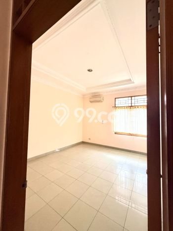 Rumah Elit Modern Siap Huni di Pulomas Jakarta Timur Rumah Elit Modern Siap Huni di Pulomas Jakarta Timur