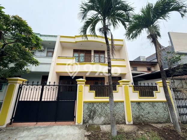 Rumah Elit Modern Siap Huni di Pulomas Jakarta Timur Rumah Elit Modern Siap Huni di Pulomas Jakarta Timur
