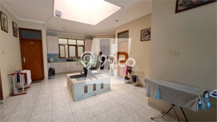 Siap Huni Rumah Mewah 12 Kamar di Sukajadi Dekat ke Mana Saja Siap Huni Rumah Mewah 12 Kamar di Sukajadi Dekat ke Mana Saja