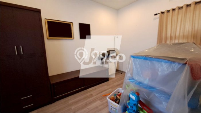Disewakan Rumah Murah di Geger Kalong Bandung Punya 4 KT Disewakan Rumah Murah di Geger Kalong Bandung Punya 4 KT