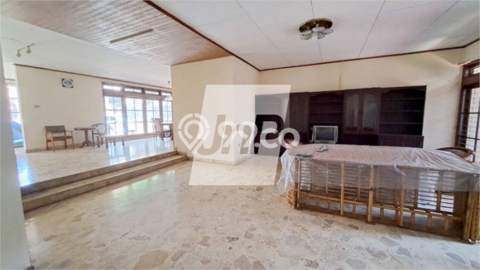 Rumah Luxury Modern Tanpa Renovasi di Dago Bandung Rumah Luxury Modern Tanpa Renovasi di Dago Bandung