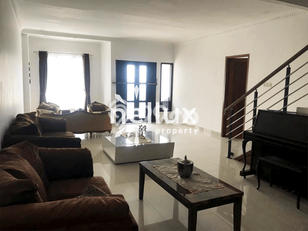 Rumah Elit Modern Tanpa Renovasi di Cigadung Bandung Rumah Elit Modern Tanpa Renovasi di Cigadung Bandung