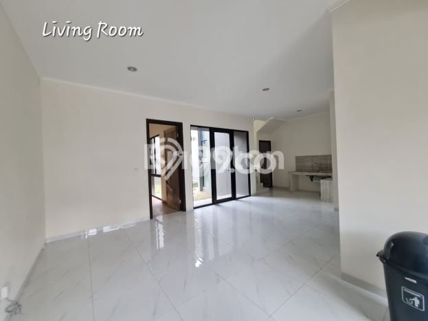 Dijual Rumah Eksklusif 3 KT di Suvarna Sutera, Tangerang Dijual Rumah Eksklusif 3 KT di Suvarna Sutera, Tangerang