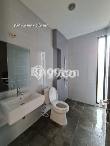 Dijual Rumah Eksklusif 3 KT di Suvarna Sutera, Tangerang Dijual Rumah Eksklusif 3 KT di Suvarna Sutera, Tangerang