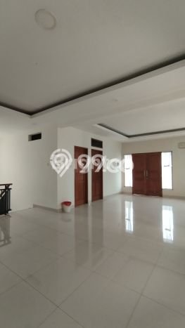 Hunian Elit LB 250m2 Siap Pakai Desain Elegan di Duri Kepa, Jakarta Barat Hunian Elit LB 250m2 Siap Pakai Desain Elegan di Duri Kepa, Jakarta Barat