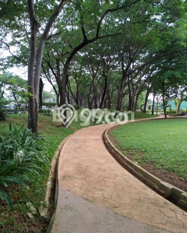 Jual Rumah Mewah Elegan Dengan View Eksklusif di Green Mansion, Jakarta Barat Jual Rumah Mewah Elegan Dengan View Eksklusif di Green Mansion, Jakarta Barat