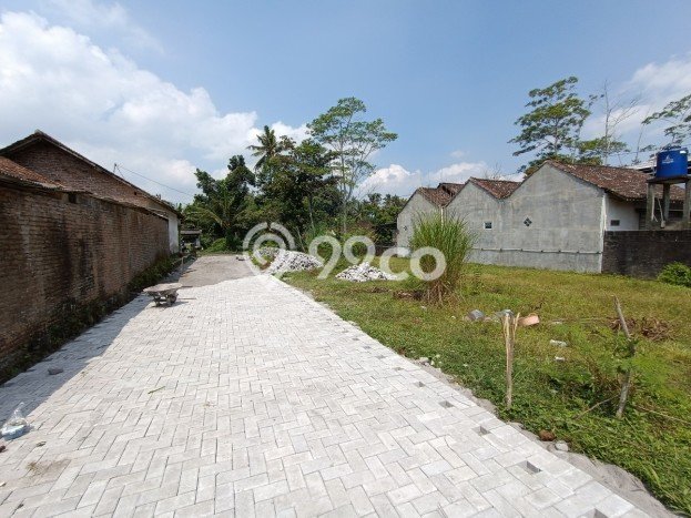 Tanah Area Prospektif Kawasan Tempel, Luas 128m2m², Dekat ke Fasilitas, Lingkungan Asri Tanah Area Prospektif Kawasan Tempel, Luas 128m2m², Dekat ke Fasilitas, Lingkungan Asri