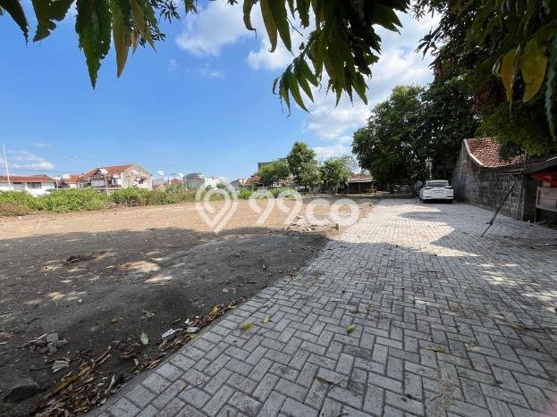 Kos-kosan Dijual di Pogung Yogyakarta Luas 421m2 Kos-kosan Dijual di Pogung Yogyakarta Luas 421m2