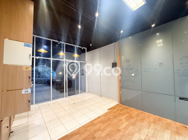 Ruko Bagus Dijual LB 230m2 Lokasi Strategis Jakarta Selatan Area Cocok untuk Berbisnis Ruko Bagus Dijual LB 230m2 Lokasi Strategis Jakarta Selatan Area Cocok untuk Berbisnis