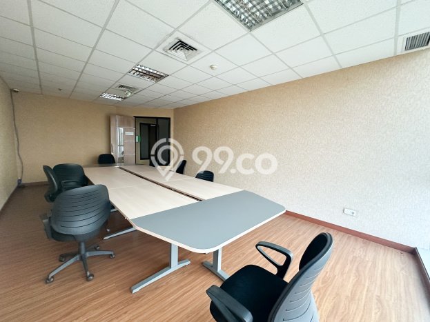 AREA BISNIS! Kantor di Gandaria, Luas 264m², Mainroad, Strategis AREA BISNIS! Kantor di Gandaria, Luas 264m², Mainroad, Strategis