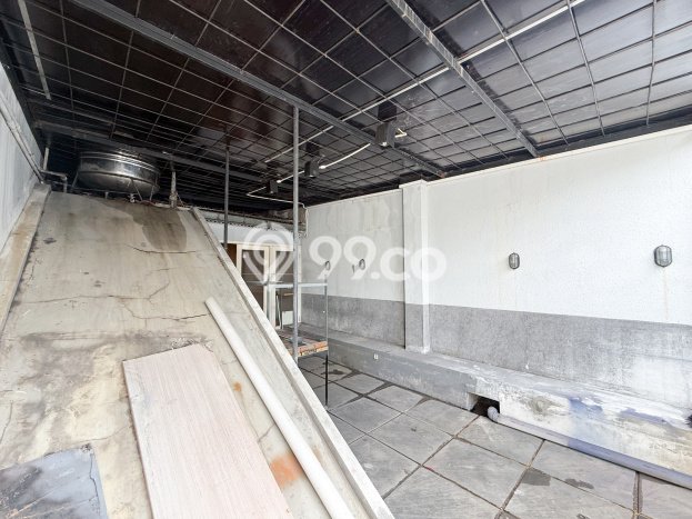 Ruko Bagus Dijual LB 230m2 Lokasi Strategis Jakarta Selatan Area Cocok untuk Berbisnis Ruko Bagus Dijual LB 230m2 Lokasi Strategis Jakarta Selatan Area Cocok untuk Berbisnis