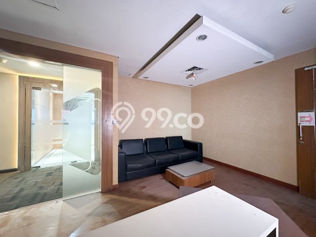 AREA BISNIS! Kantor di Gandaria, Luas 264m², Mainroad, Strategis AREA BISNIS! Kantor di Gandaria, Luas 264m², Mainroad, Strategis