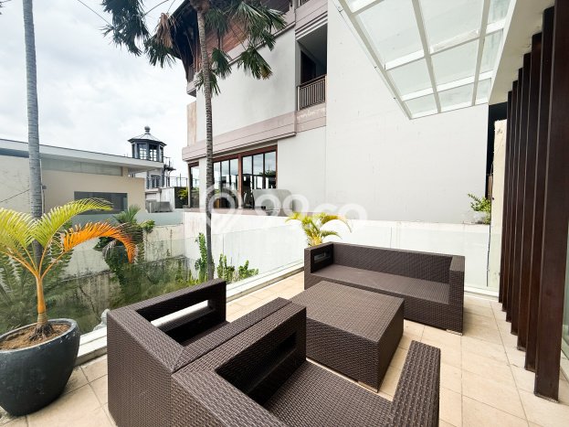KESEMPATAN EMAS! Vila di Canggu, Area 660m², Kawasan Potensial dengan prospek naik KESEMPATAN EMAS! Vila di Canggu, Area 660m², Kawasan Potensial dengan prospek naik