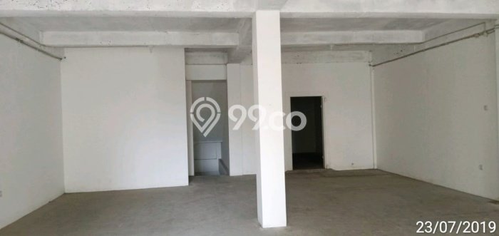 Disewakan Ruko komersial di Kebayoran Baru luas bangunan 950m2 Disewakan Ruko komersial di Kebayoran Baru luas bangunan 950m2