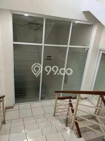 Unit Ruko Paling Strategis di Pasar Minggu Jakarta Selatan dengan LB 490m2 Unit Ruko Paling Strategis di Pasar Minggu Jakarta Selatan dengan LB 490m2