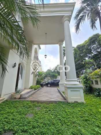 Rumah Kondisi Baik Disewakan di Kemang, Jakarta Selatan LT 750m2, LB 700m2 Rumah Kondisi Baik Disewakan di Kemang, Jakarta Selatan LT 750m2, LB 700m2