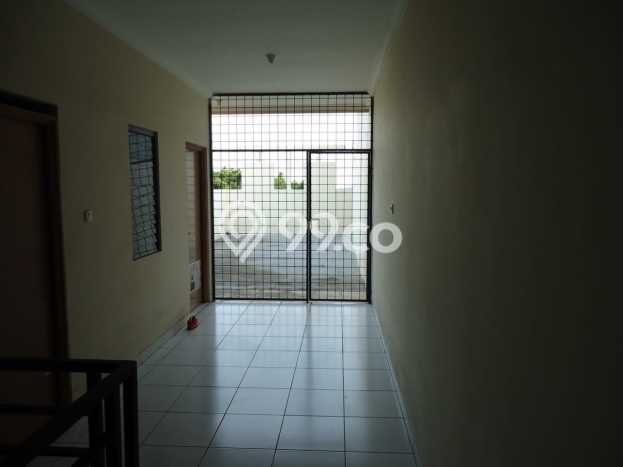 Ruko Dijual di Kebon Jeruk LT 131m2, LB 280m2 untuk Investasi Ruko Dijual di Kebon Jeruk LT 131m2, LB 280m2 untuk Investasi