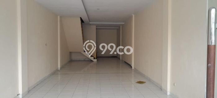 Ruko untuk Disewa di Pusat Jakarta Selatan Luas Bangunan 225m2 Ruko untuk Disewa di Pusat Jakarta Selatan Luas Bangunan 225m2