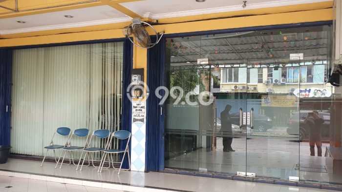 Ruko Dijual di Jakarta Barat LT 200m2 & LB 560m2 Lokasi Terbaik! Ruko Dijual di Jakarta Barat LT 200m2 & LB 560m2 Lokasi Terbaik!