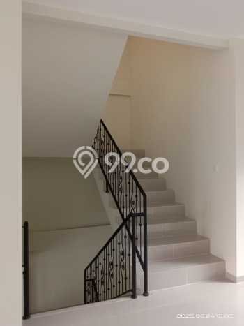Ruko Disewakan Cepat di Cempaka Putih Jakarta Pusat LB 504m2 Ruko Disewakan Cepat di Cempaka Putih Jakarta Pusat LB 504m2
