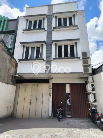 Disewakan Ruko di Jatinegara Jakarta Timur LT 120m2, LB 204m2 Disewakan Ruko di Jatinegara Jakarta Timur LT 120m2, LB 204m2