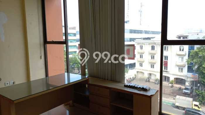 Area Strategis! Disewakan Ruko Lokasi Pancoran, Jakarta Selatan Cocok untuk Bisnis Area Strategis! Disewakan Ruko Lokasi Pancoran, Jakarta Selatan Cocok untuk Bisnis