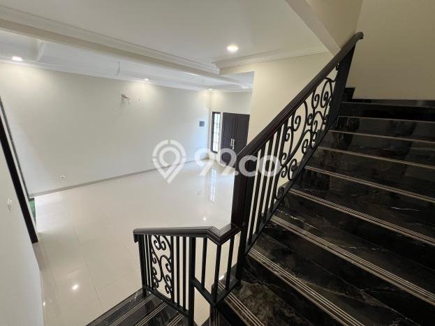 Dijual Rumah Elit Exclusive di Duren Sawit, Jakarta Timur Dijual Rumah Elit Exclusive di Duren Sawit, Jakarta Timur