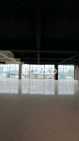 Dijual Kantor di Kebayoran Baru Jakarta Selatan LT 600m2 / LB 2000m2 Dijual Kantor di Kebayoran Baru Jakarta Selatan LT 600m2 / LB 2000m2