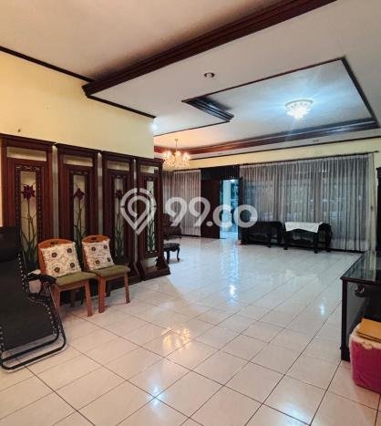 Lokasi terbaik! Rumah siap pakai disewakan di Pasar Minggu LB 740m2 Lokasi terbaik! Rumah siap pakai disewakan di Pasar Minggu LB 740m2