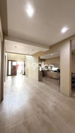 Jual Rumah Luas Megah Dengan View Eksklusif di Bintaro, Tangerang Selatan Jual Rumah Luas Megah Dengan View Eksklusif di Bintaro, Tangerang Selatan