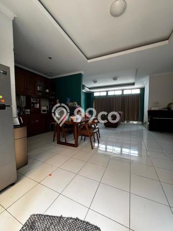 For Sale Rumah Mewah Exclusive di Ciputat, Tangerang Selatan For Sale Rumah Mewah Exclusive di Ciputat, Tangerang Selatan