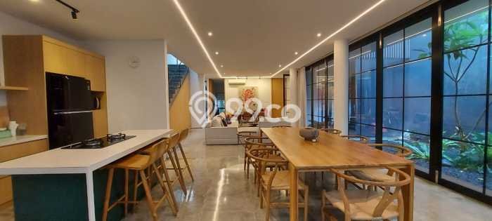 Rumah Luxury Modern Tanpa Renovasi di Bintaro Jakarta Selatan Rumah Luxury Modern Tanpa Renovasi di Bintaro Jakarta Selatan