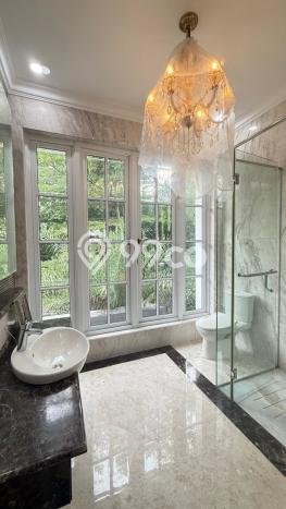 Jual Rumah Mewah Elegan Dengan View Eksklusif di Pondok Indah, Jakarta Selatan Jual Rumah Mewah Elegan Dengan View Eksklusif di Pondok Indah, Jakarta Selatan