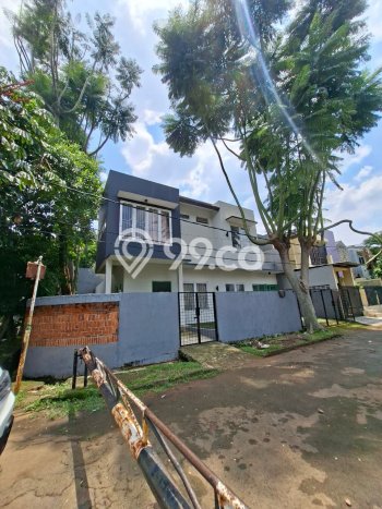 Ready to Use! Luxury House LT 218m2 Desain Modern di Bintaro Ready to Use! Luxury House LT 218m2 Desain Modern di Bintaro