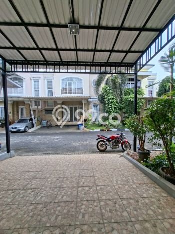 For Sale Rumah 3 Kamar Lokasi Strategis Bagus dan Strategis di Ciputat For Sale Rumah 3 Kamar Lokasi Strategis Bagus dan Strategis di Ciputat