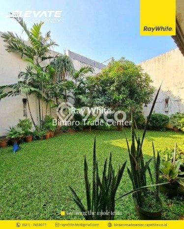 Rumah Mewah LB 300m2 Siap Huni Desain Elegan di Rempoa, Tangerang Selatan Rumah Mewah LB 300m2 Siap Huni Desain Elegan di Rempoa, Tangerang Selatan