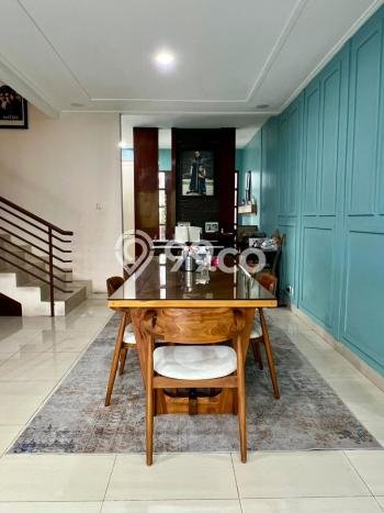 Rumah Luxury Modern Siap Huni di Bintaro Jakarta Selatan Rumah Luxury Modern Siap Huni di Bintaro Jakarta Selatan