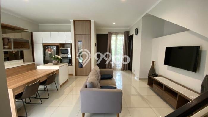 Ready to Use! Luxury House LT 160m2 Desain Elegan di Bintaro Ready to Use! Luxury House LT 160m2 Desain Elegan di Bintaro