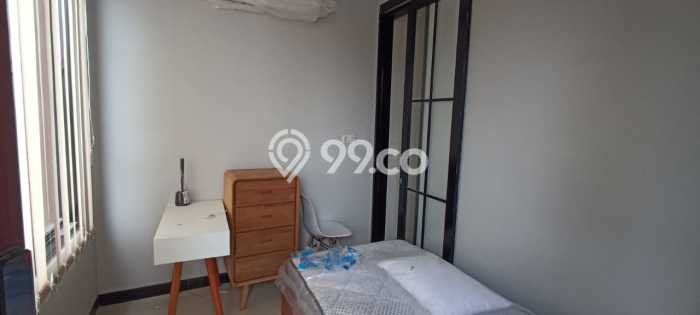 Dijual Segera Rumah Kost di Bintaro, Tangerang Selatan 18 Kamar Dijual Segera Rumah Kost di Bintaro, Tangerang Selatan 18 Kamar