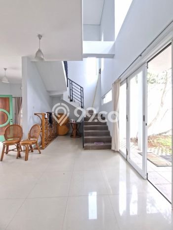 Ready to Use! Luxury House LT 218m2 Desain Modern di Bintaro Ready to Use! Luxury House LT 218m2 Desain Modern di Bintaro