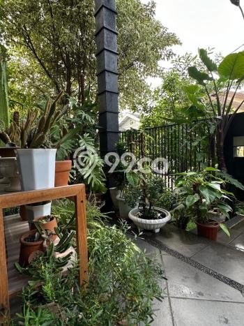 Dijual Rumah Luas Elegan Dengan View Cantik di Bintaro, Tangerang Selatan Dijual Rumah Luas Elegan Dengan View Cantik di Bintaro, Tangerang Selatan
