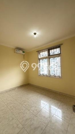 Rumah Luxury Modern Tanpa Renovasi di Bintaro Tangerang Selatan Rumah Luxury Modern Tanpa Renovasi di Bintaro Tangerang Selatan