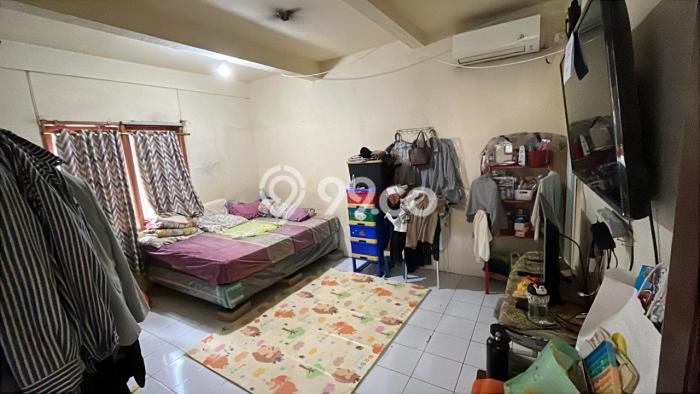 Hunian Elit LB 105m2 Siap Huni Desain Elegan di Rempoa, Tangerang Selatan Hunian Elit LB 105m2 Siap Huni Desain Elegan di Rempoa, Tangerang Selatan