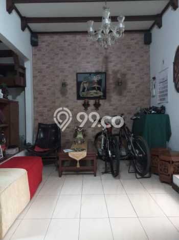 Rumah Luas Asri 3 KT Siap Huni di Pondok Ranji Tangerang Selatan Rumah Luas Asri 3 KT Siap Huni di Pondok Ranji Tangerang Selatan