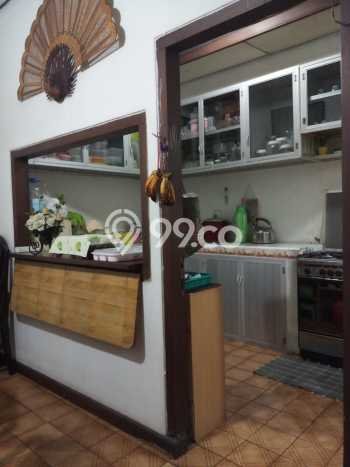 Rumah Luas Asri 3 KT Siap Huni di Pondok Ranji Tangerang Selatan Rumah Luas Asri 3 KT Siap Huni di Pondok Ranji Tangerang Selatan