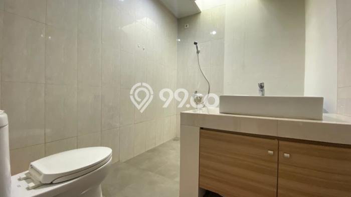 Ready to Use! Luxury House LT 160m2 Desain Elegan di Bintaro Ready to Use! Luxury House LT 160m2 Desain Elegan di Bintaro