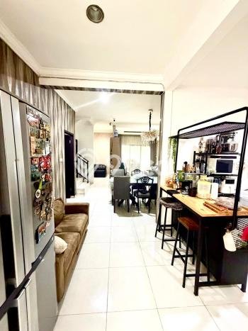 Rumah Minimalis 4 KT di Bintaro Jakarta Selatan Unfurnished Rumah Minimalis 4 KT di Bintaro Jakarta Selatan Unfurnished