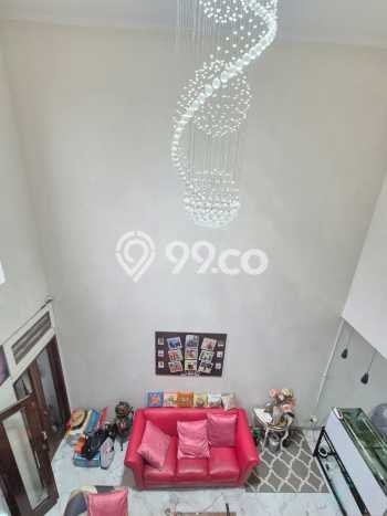 Bisa KPR! Rumah Bintaro, Tangerang Selatan, Luas 180m² Bangunan 200m² Bisa KPR! Rumah Bintaro, Tangerang Selatan, Luas 180m² Bangunan 200m²